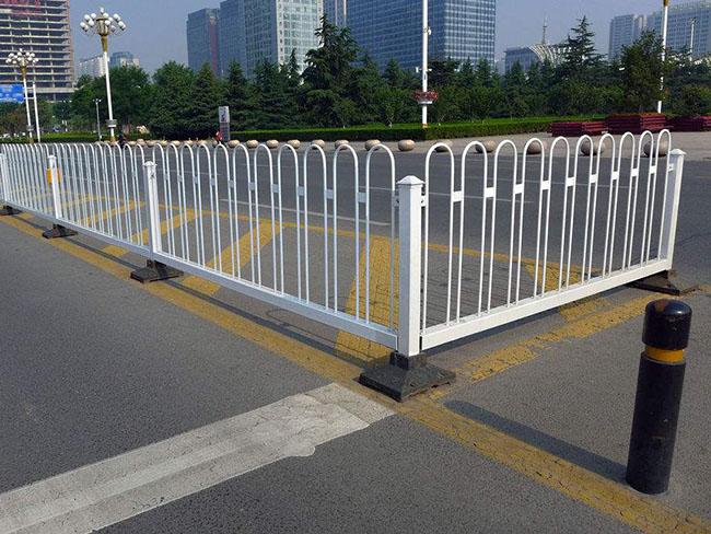交通護欄案例
